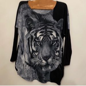 Wayf tiger print sweater& seduction tiger face tee